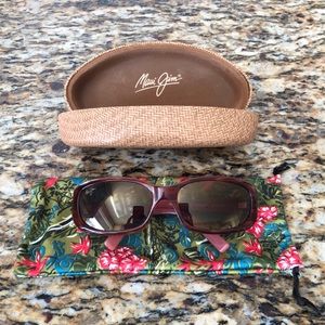Maui Jim Polarized Sunglasses. Punchbowl. Drawstring bag & hard case. Burnt red.